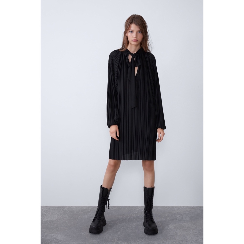 ZARA BLACK PUSSYCAT BOW PLEATED DRESS BLOGGERS FAV